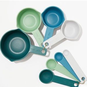 Spoon52 Measuring Cups and matching spoons